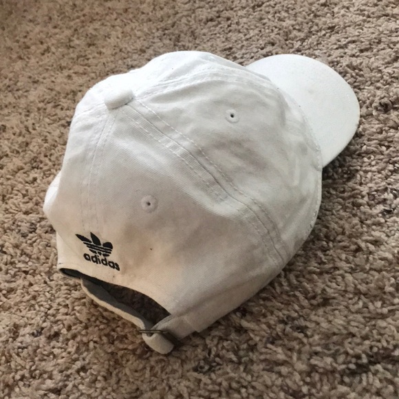 Adidas white Women’s hat - Picture 2 of 4